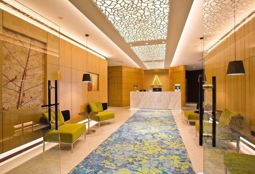 هتل Ambassador Transit Lounge Singapore T2