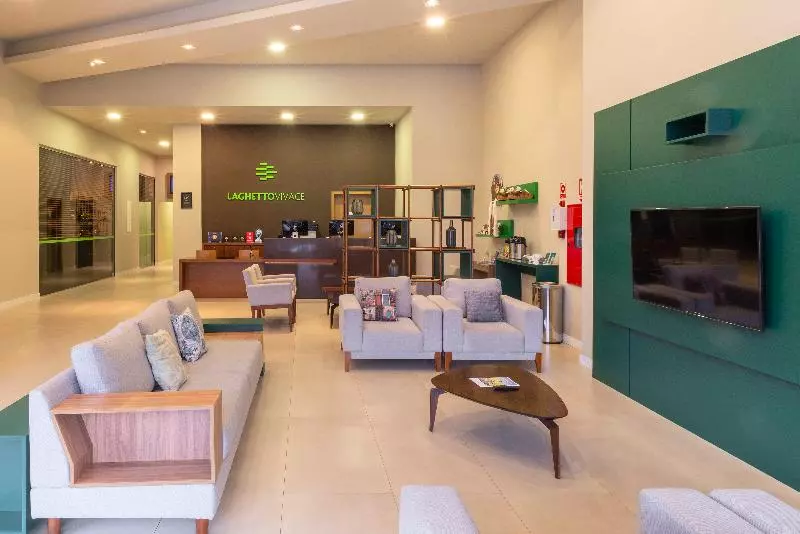 Hotelli Laghetto Vivace