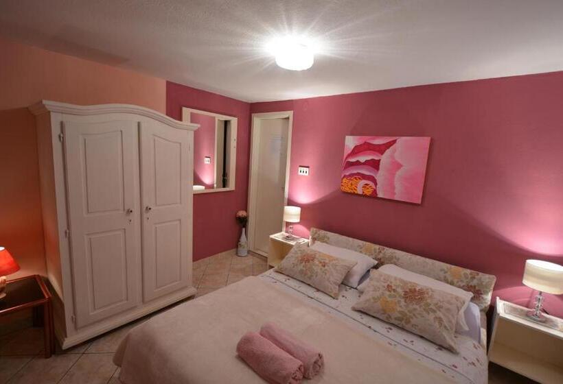 호텔 Guest House Sunce, Traveler S Choice Best Panoramic View, Supetar Island Brac