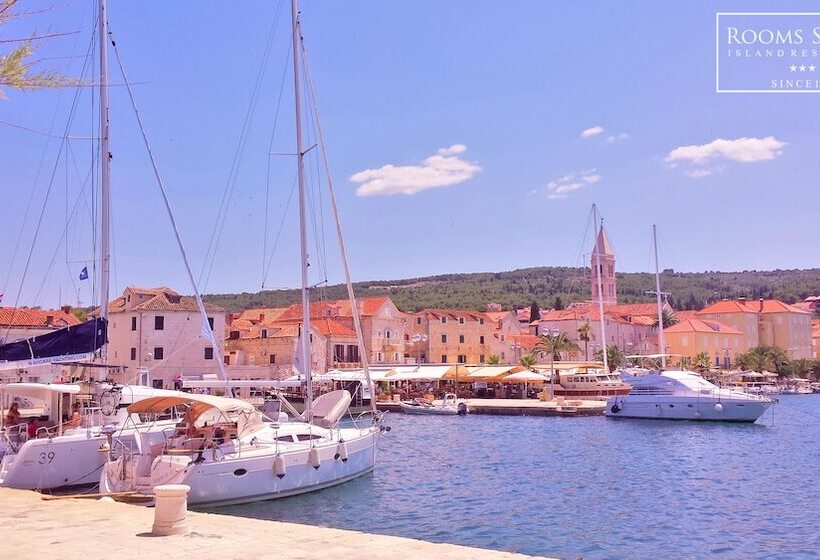 호텔 Guest House Sunce, Traveler S Choice Best Panoramic View, Supetar Island Brac