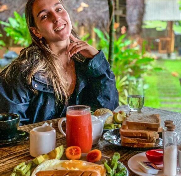 בית מלון כפרי Sea View Clay House