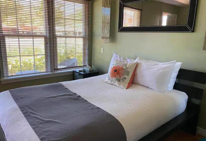 בית מלון כפרי The Flagstone Boutique Inn & Suites