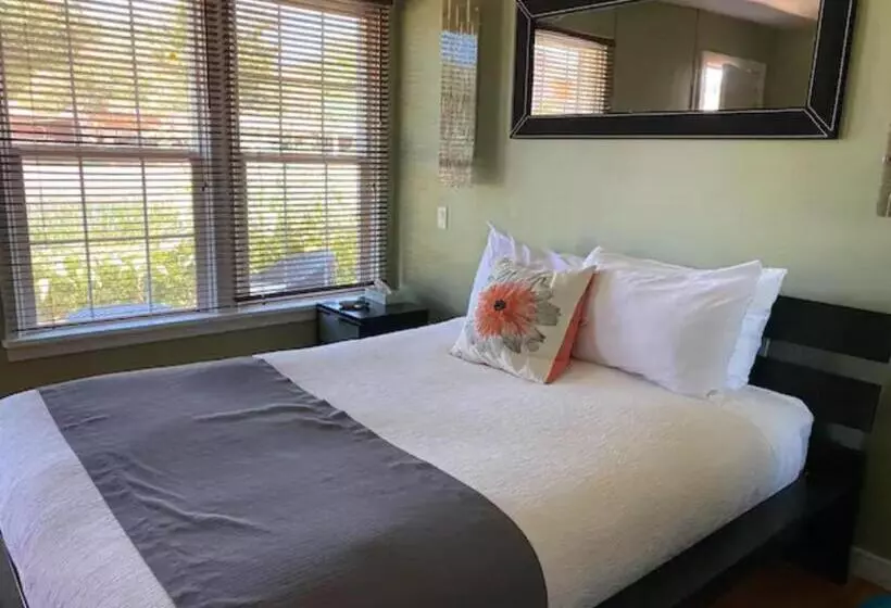 ホテル The Flagstone Boutique Inn & Suites