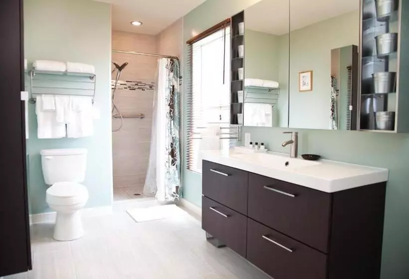 ホテル The Flagstone Boutique Inn & Suites