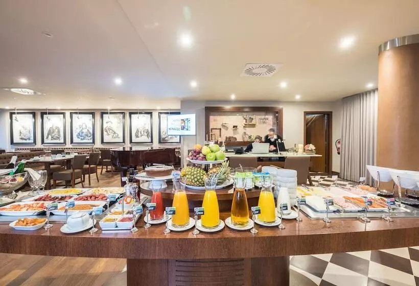 ホテル Vila Gale Porto Ribeira