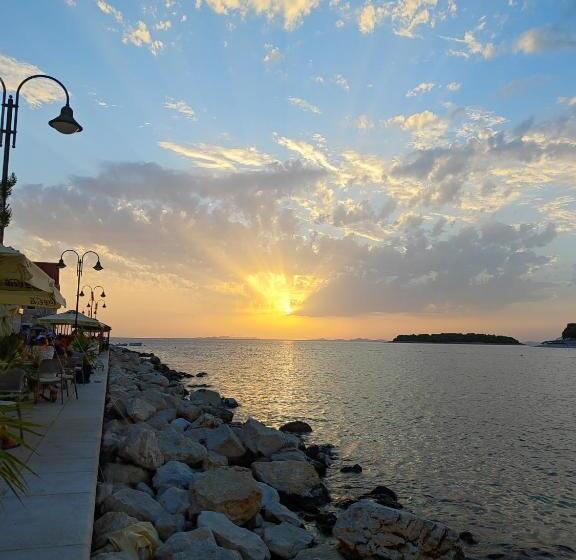 פנסיון Guest House Adria