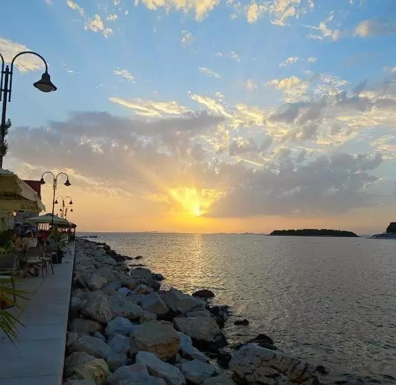 Majatalo Guest House Adria