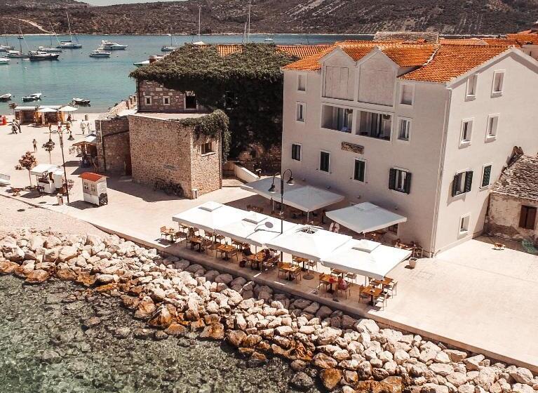 פנסיון Guest House Adria