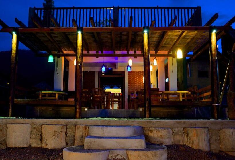 渡假胜地  Amed Sunset Beach