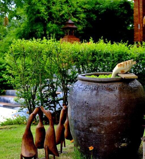 Sawasdee Sukhothai Resort