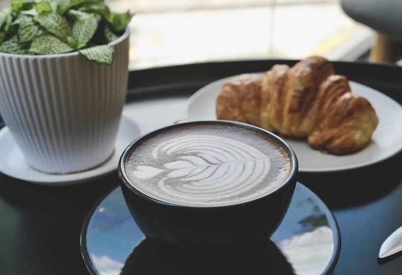 Tropics Eight Suites