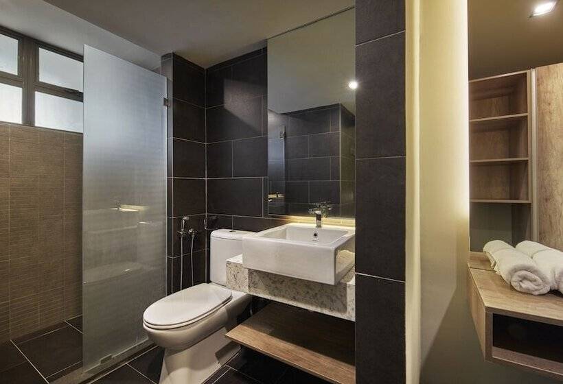 Tropics Eight Suites