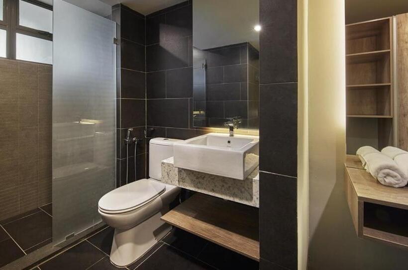 Tropics Eight Suites