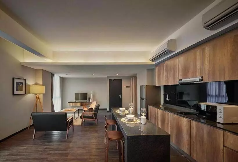 Tropics Eight Suites