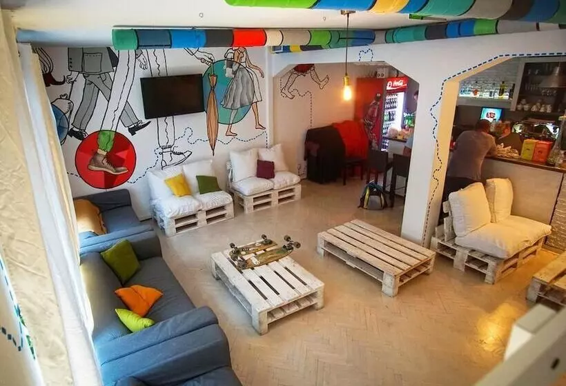 Whole Wide World Hostel