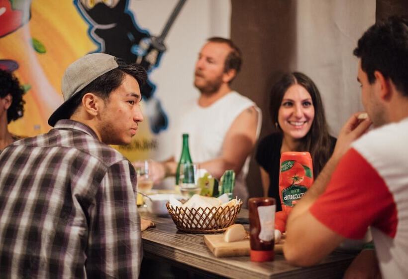 Whole Wide World Hostel