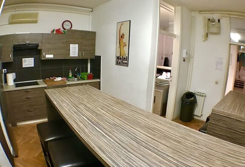 Whole Wide World Hostel