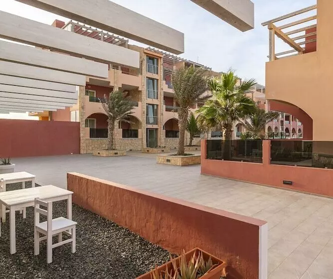 Aparthotel Por Do Sol