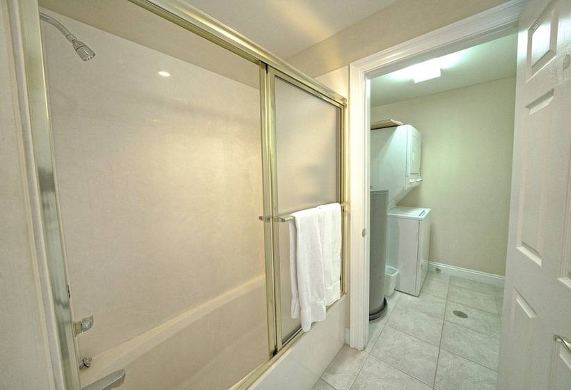 Gulf Crest Condominiums