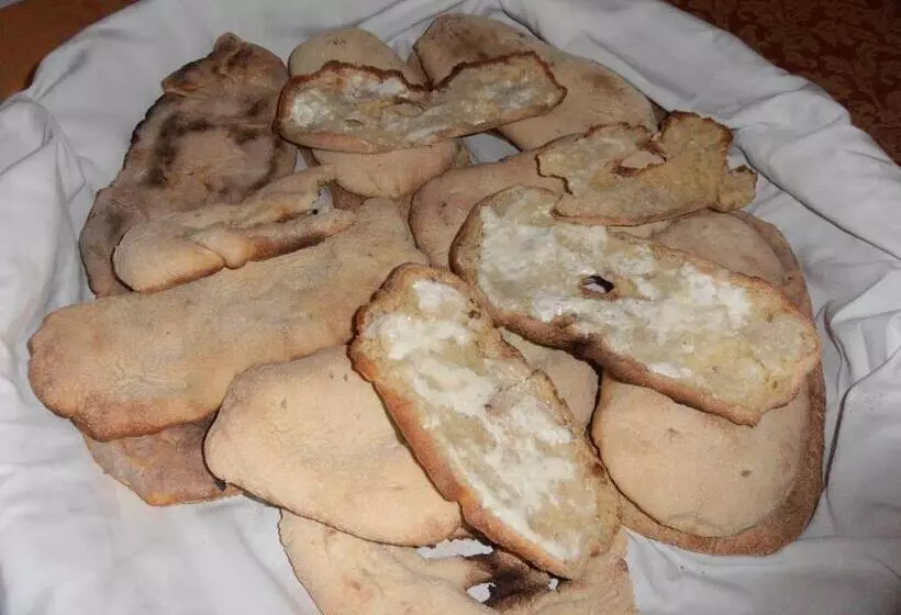 Hotelli Agriturismo Cuile De Molino