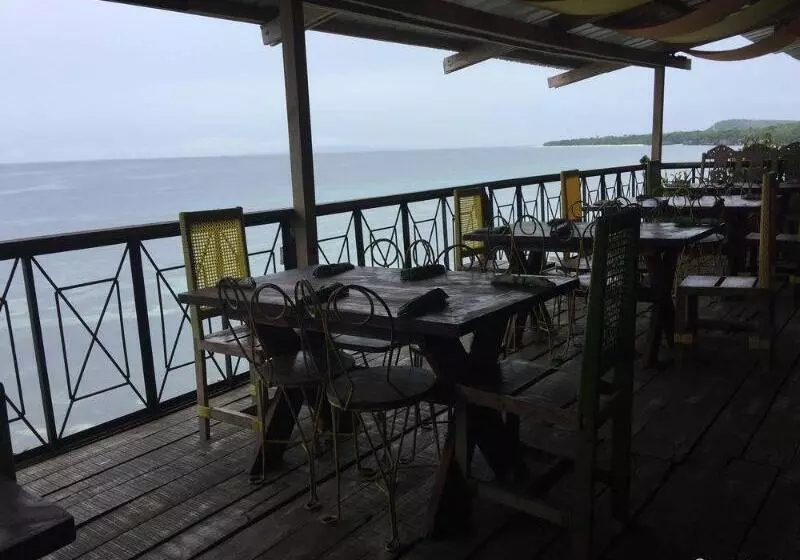 Hotelli Bohol Bee Farm