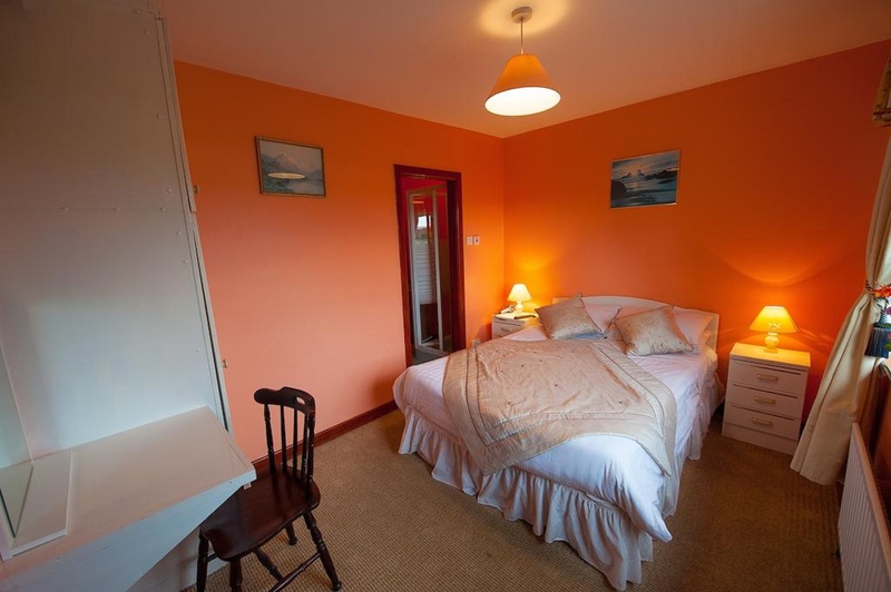 בית מלון כפרי Castle View House B&b