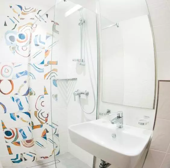 Hotel Favorit