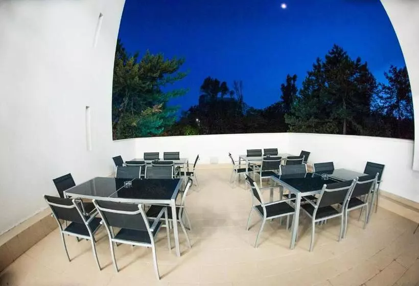 Hotel Favorit