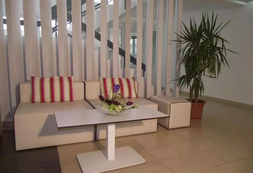 Hotel Favorit