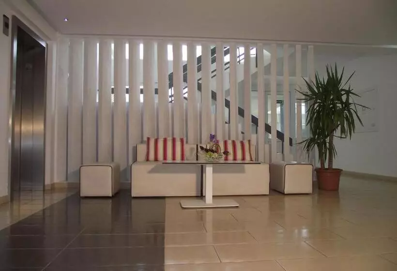 Hotel Favorit