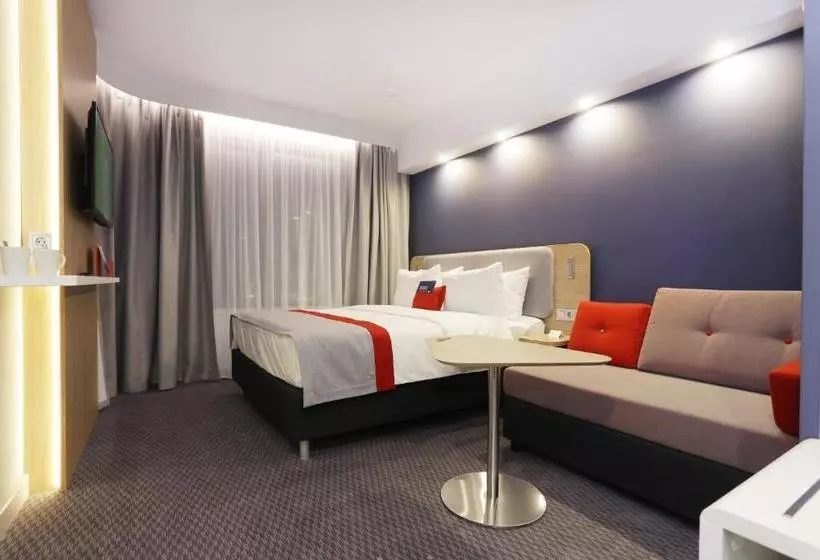 ホテル Holiday Inn Express Moscow Paveletskaya, An Ihg