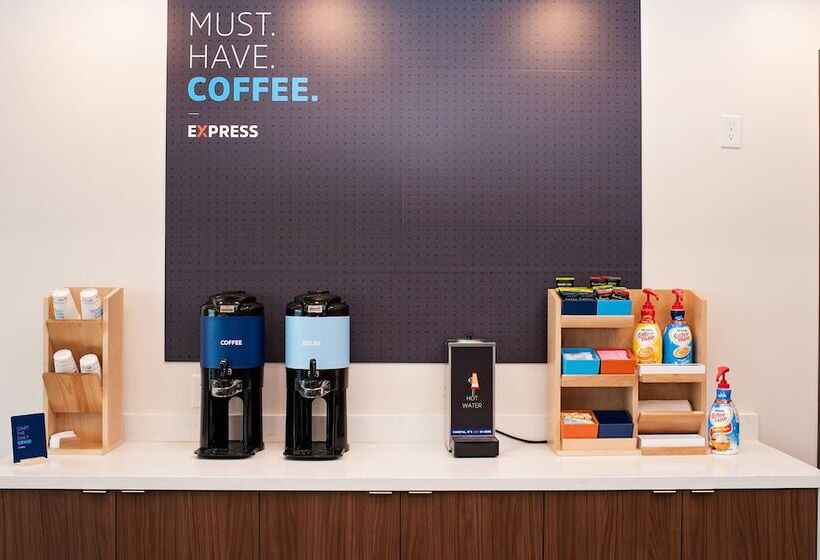 فندق Holiday Inn Express And Suites  Birmingham North Fultondale By Ihg