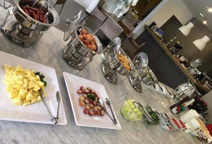 ホテル Palgong Emillia