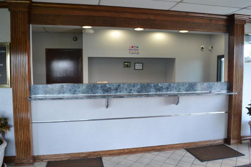 فندق Super 8 By Wyndham Rocky Mount I 95 Exit 145