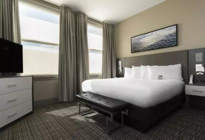 ホテル The Current Iowa, Autograph Collection