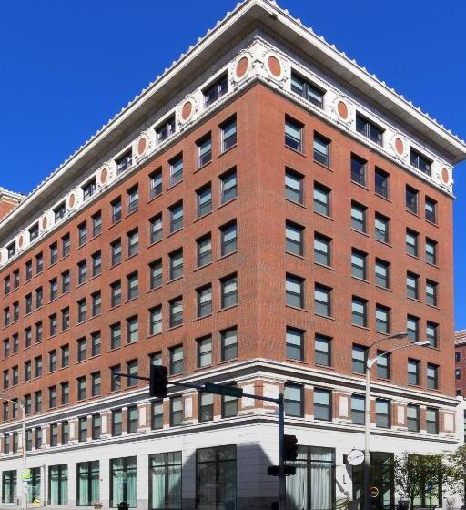 فندق The Current Iowa, Autograph Collection