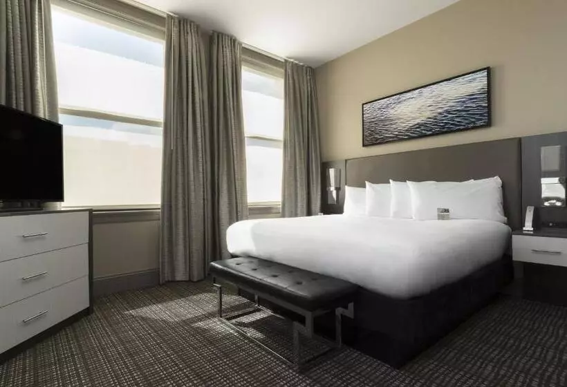 ホテル The Current Iowa, Autograph Collection