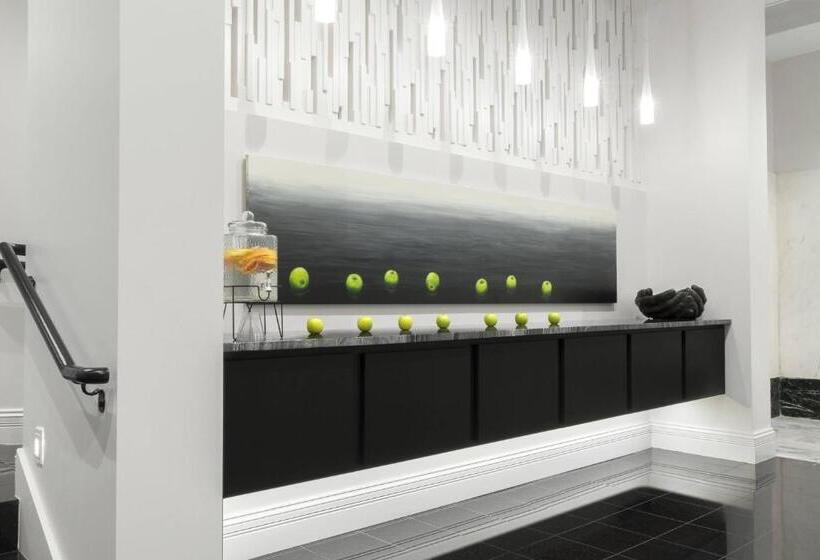 فندق The Current Iowa, Autograph Collection