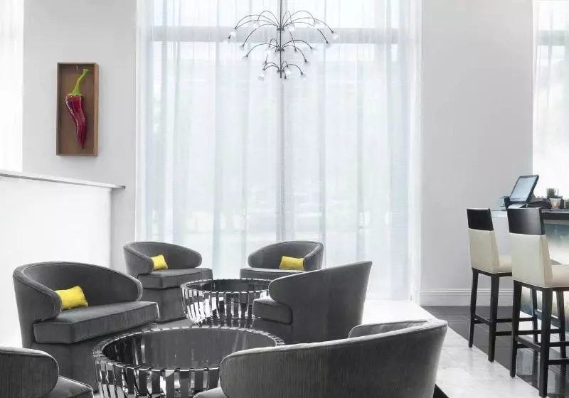 ホテル The Current Iowa, Autograph Collection