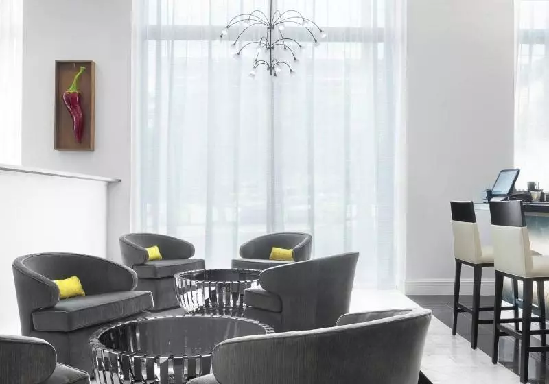 ホテル The Current Iowa, Autograph Collection