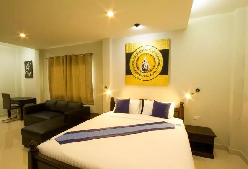 هتل The Rise Resort