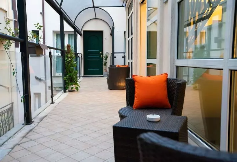 Morin 10 Rome Exclusive Suites