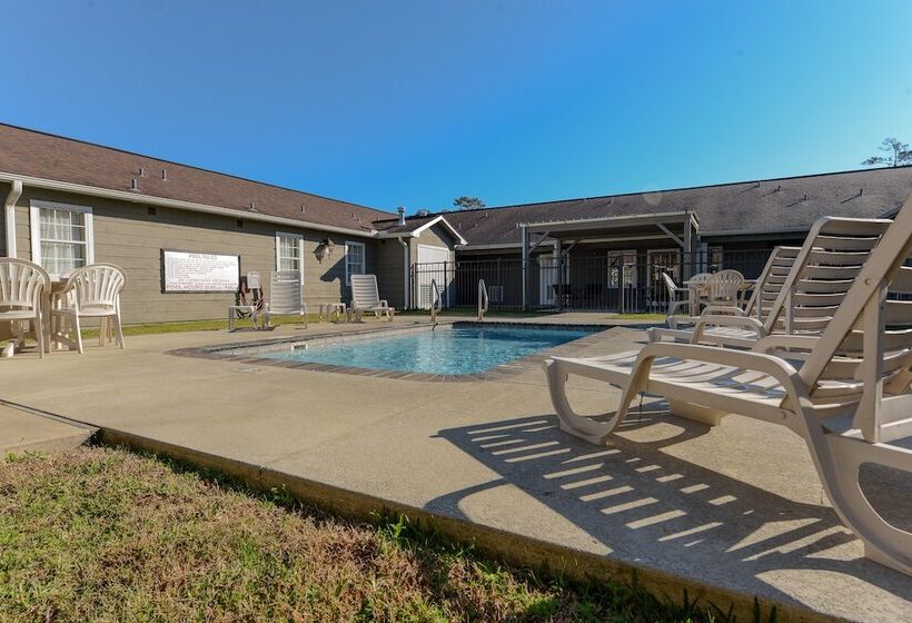 מוטל Stagecoach Inn Woodville