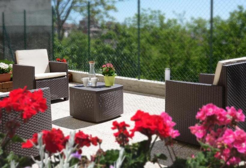 تختخواب و صبحانه Villa Lidia Teramo