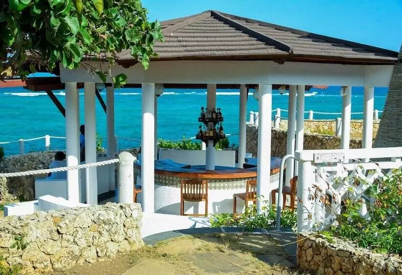 Hillpark Amare Resort