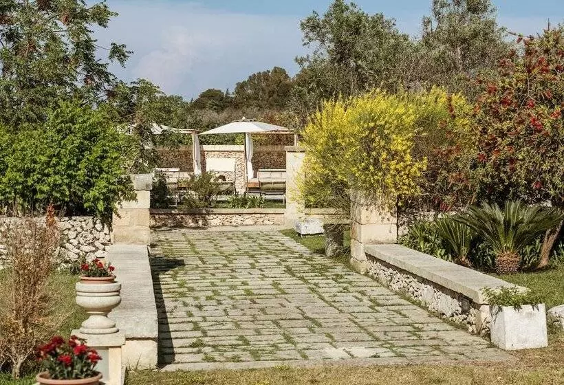 هتل Agriturismo Masseria Costarella