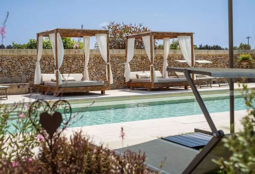 هتل Agriturismo Masseria Costarella