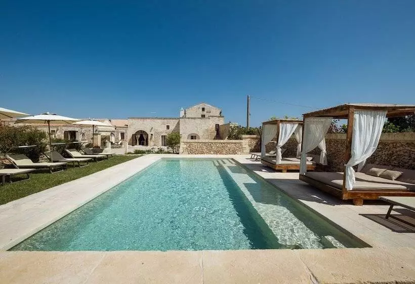 هتل Agriturismo Masseria Costarella