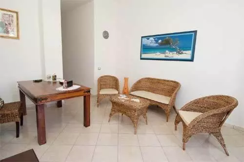 Hotelli B&b Gioiello Del Mare