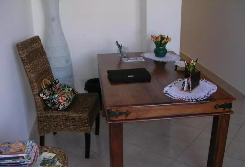 Hotelli B&b Gioiello Del Mare